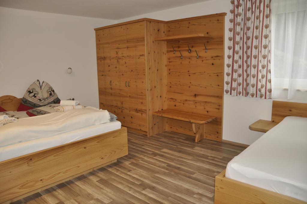 Haus Voithofer Apartment Sankt Johann im Pongau Ruang foto