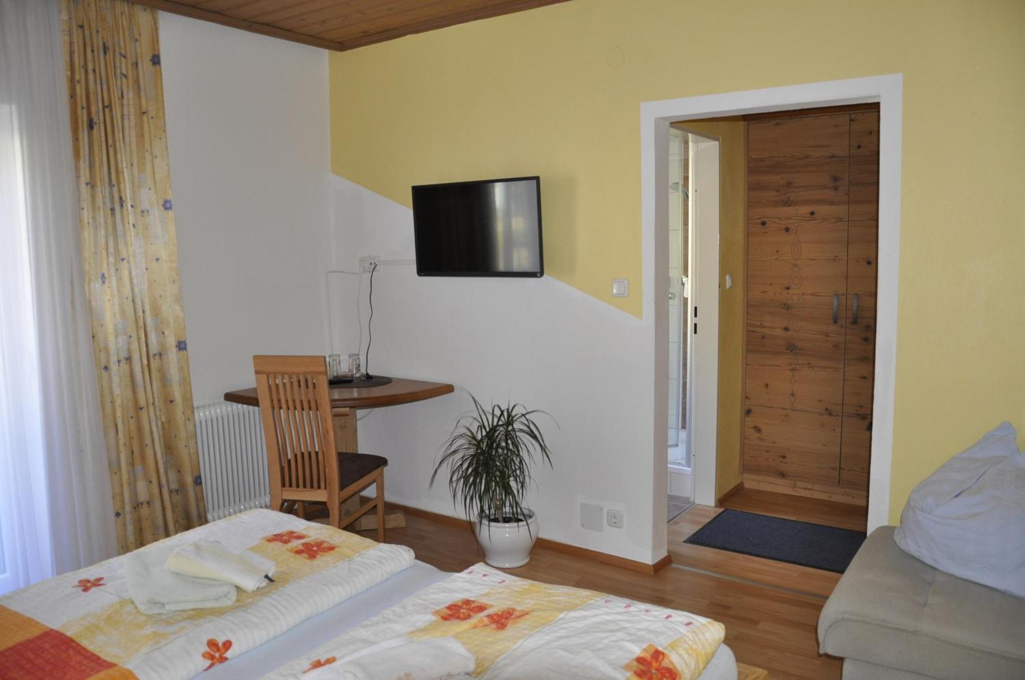 Haus Voithofer Apartment Sankt Johann im Pongau Ruang foto