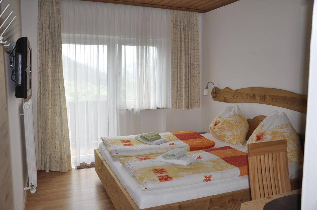 Haus Voithofer Apartment Sankt Johann im Pongau Ruang foto